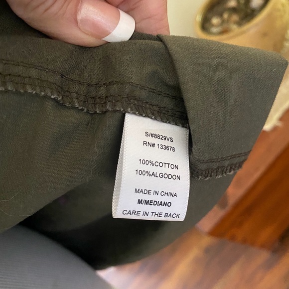 LOVE TREE  VEST CAMO,  M - Picture 14 of 16